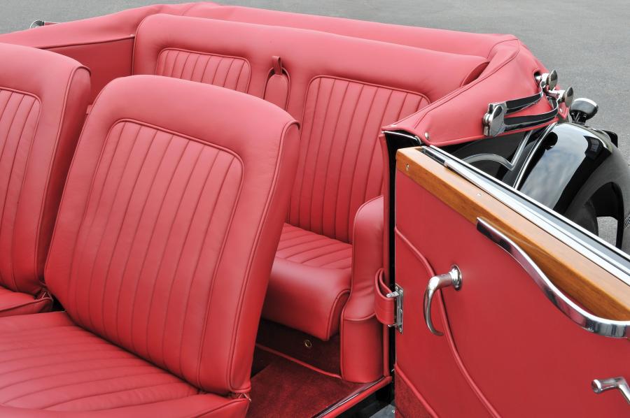 Интерьер Talbot-Lago T23 Mayor Cabriolet 1938 года  (фото 8 из 18)